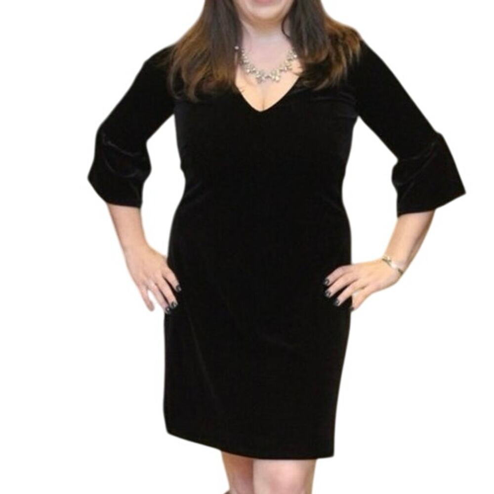 EUC BRAVISSIMO Claudia Velvet Mini Dress Size 16 Curvy Black Bell Sleeve Holiday